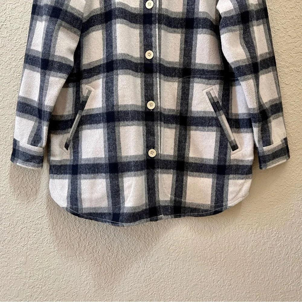 Levi’s Shacket Jacket Flannel Plaid Wool Oversized Button Up Blue Cream Large